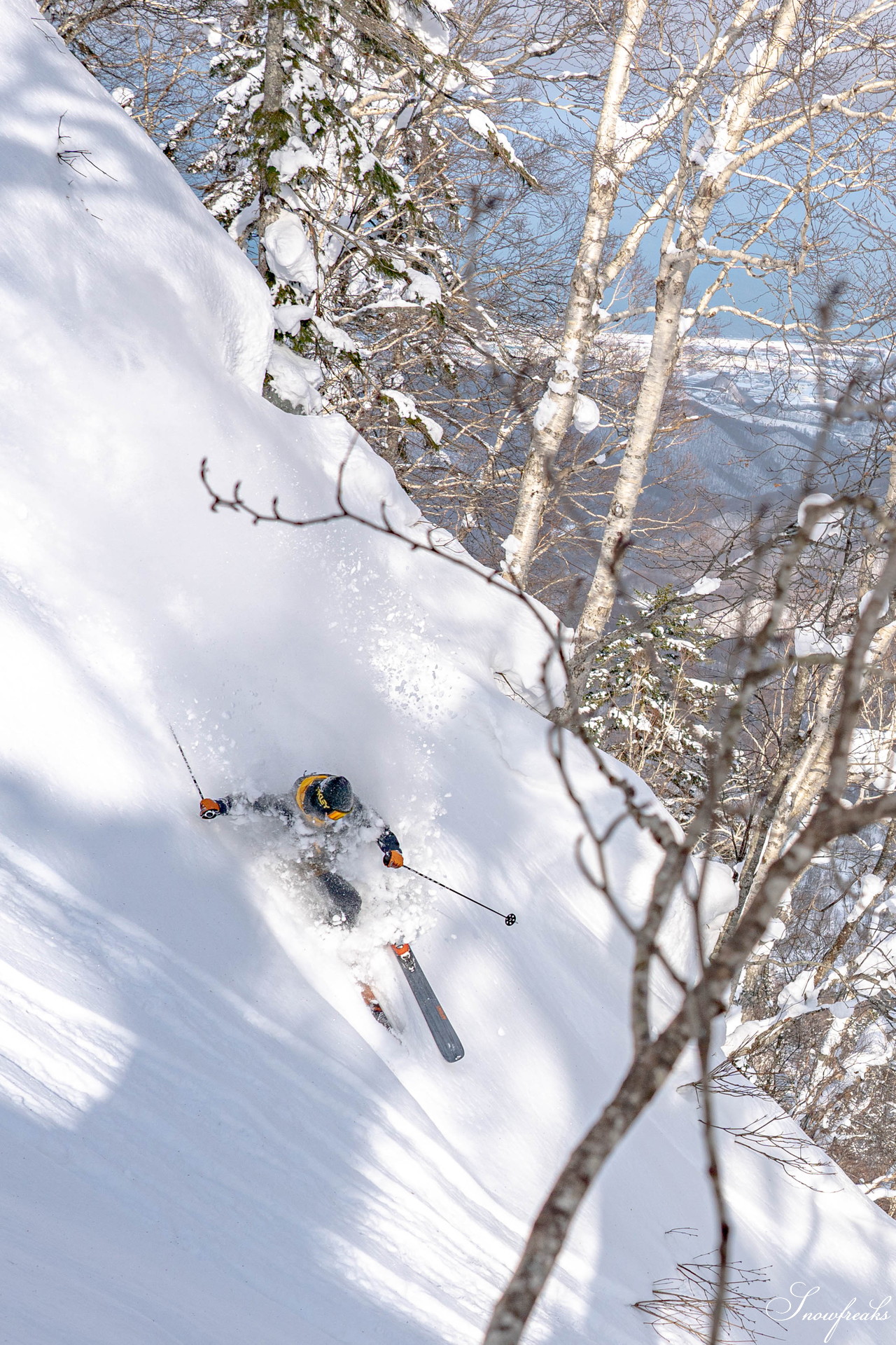 標高1,023ｍ。手稲山を知り尽くしたプロスキーヤー・中西太洋さんと行く、“マザーマウンテン”フォトセッション(^_-)-☆